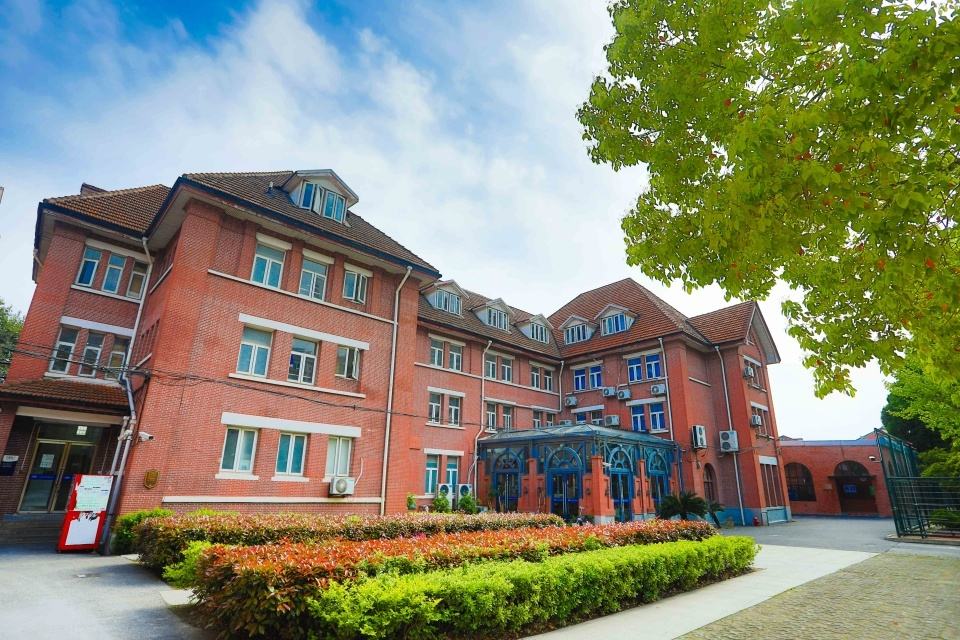 上海理工大学中英国际学院2022offer置换政策