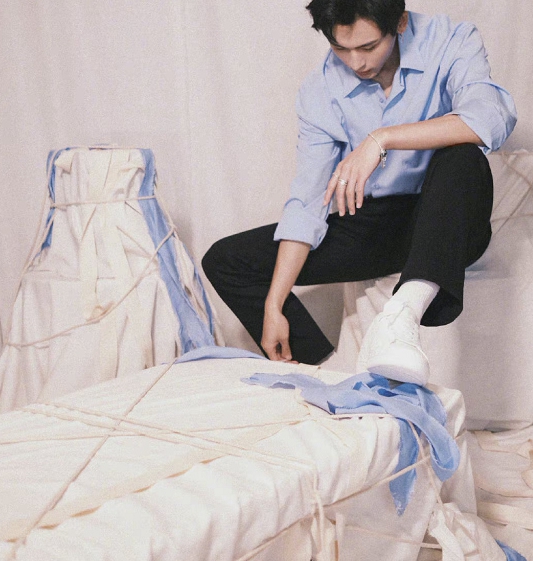 奢侈品鉴定:张哲瀚同款潘多拉手链真假对比图