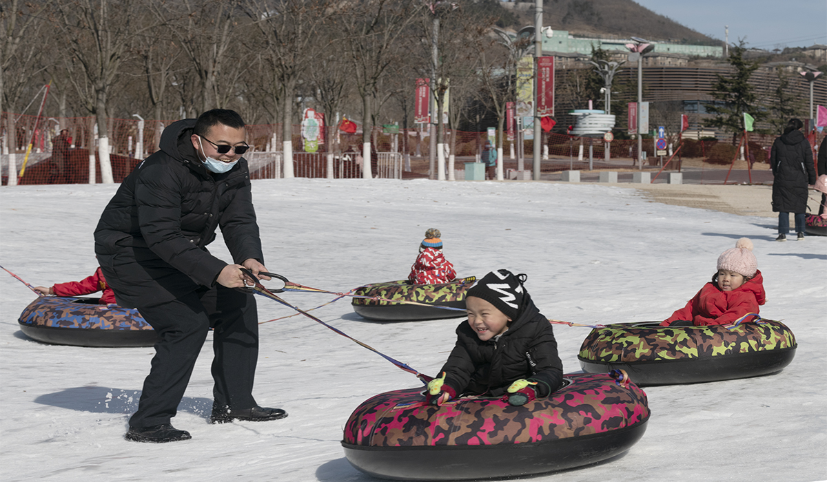 青岛世博园滑雪场图片