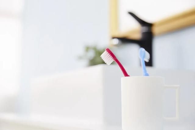 口腔健康保卫战之儿童青少年篇，爸爸妈妈爷爷奶奶们快来查收！