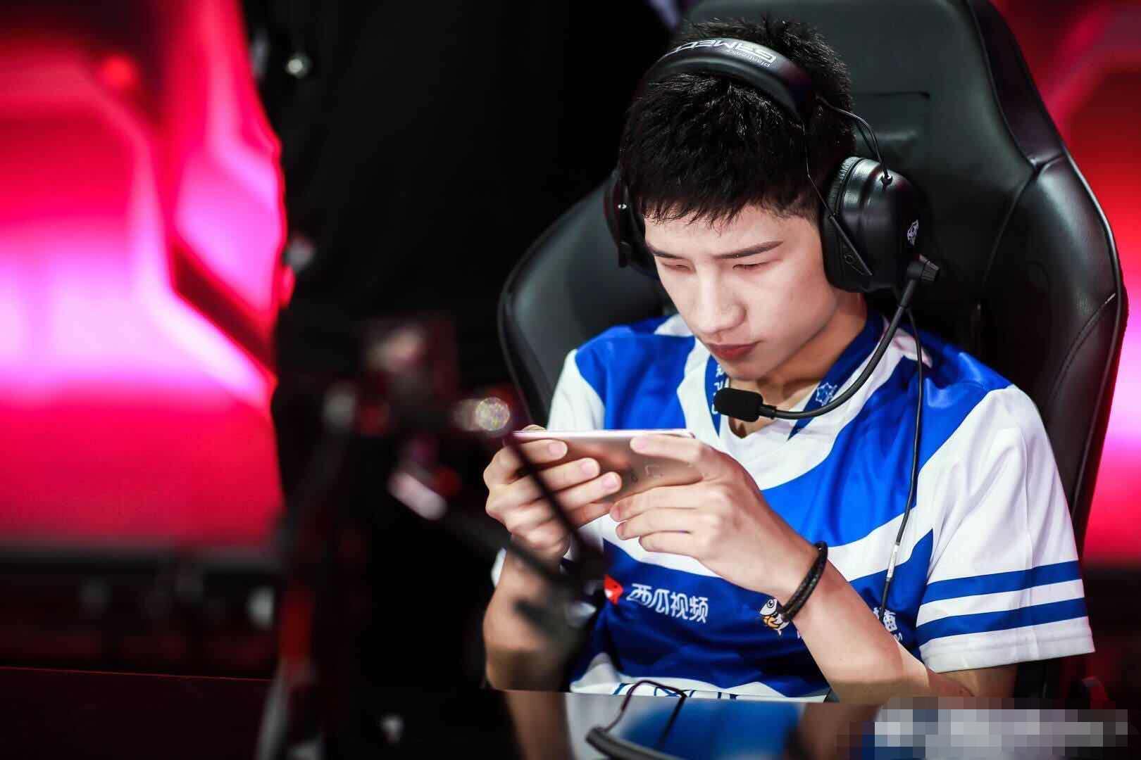 kpl重大官宣:时隔2年橘子重返estar!紧急修改名单,闹了个乌龙