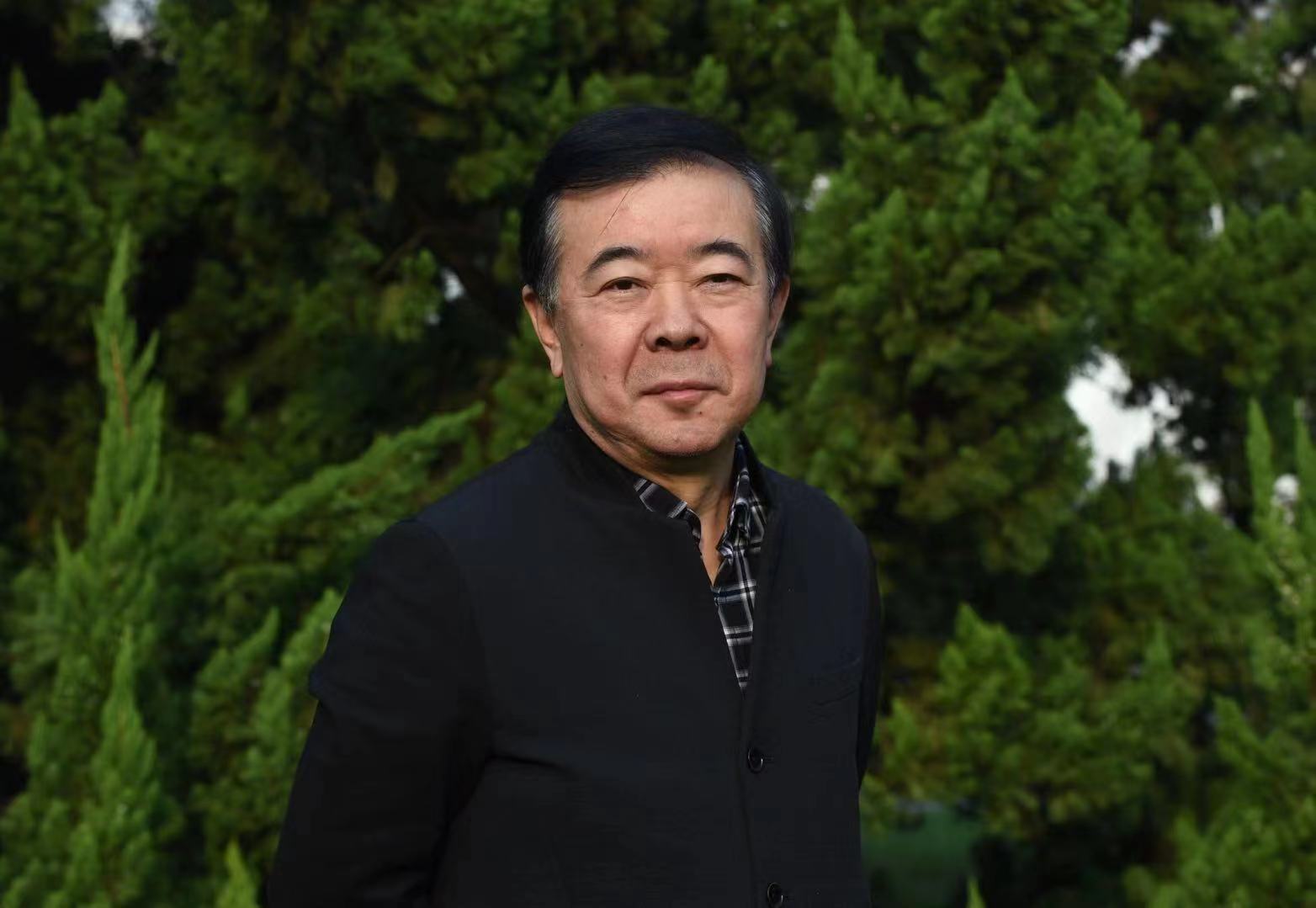 周梅森:敢于直面社会矛盾,更要传递温暖和力量