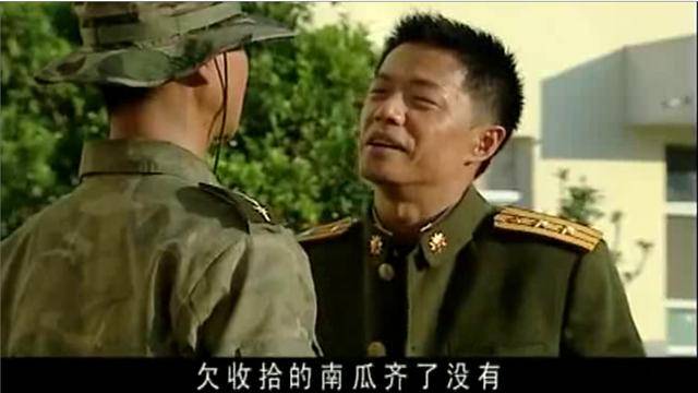 《士兵突击》中,袁朗和吴哲谁能走得更远?