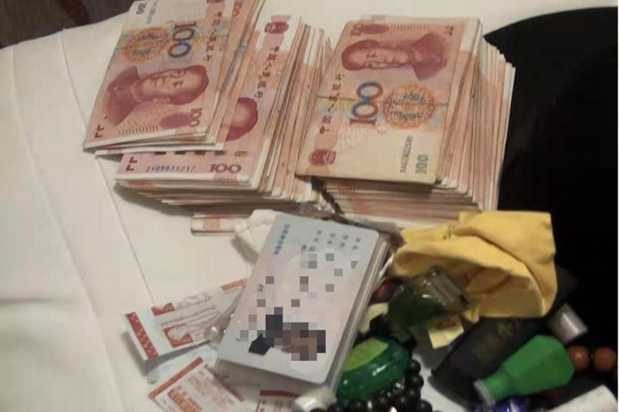 杨洪臣:佛堂内对两名女弟子下手,疯狂敛财2368万元,名下12套房