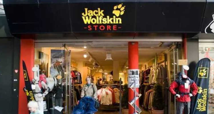 卡尔美和狼爪什么关系