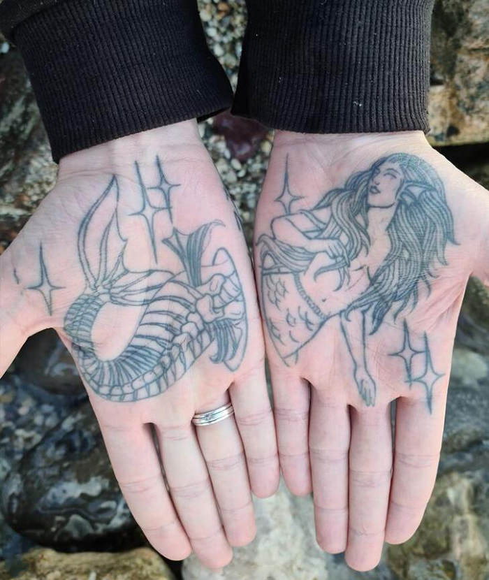 手心里的纹身 虽然很疼 虽然会掉色 不建议纹 文身然好看有型(一)