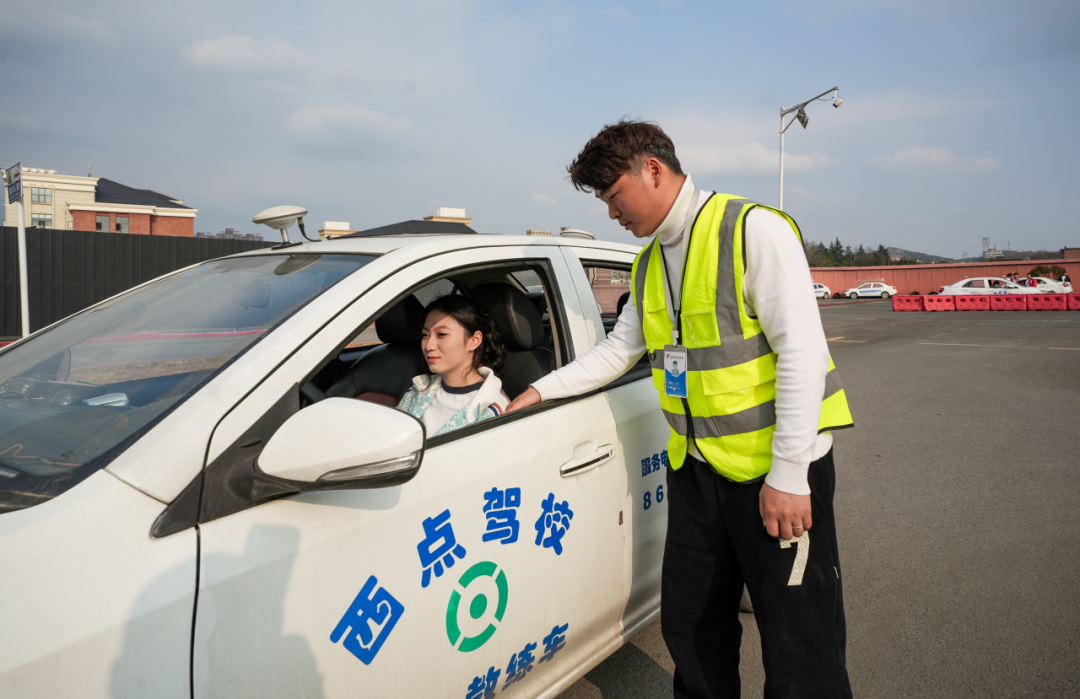 开启飞驰人生送你一份贵工商学车解惑锦囊