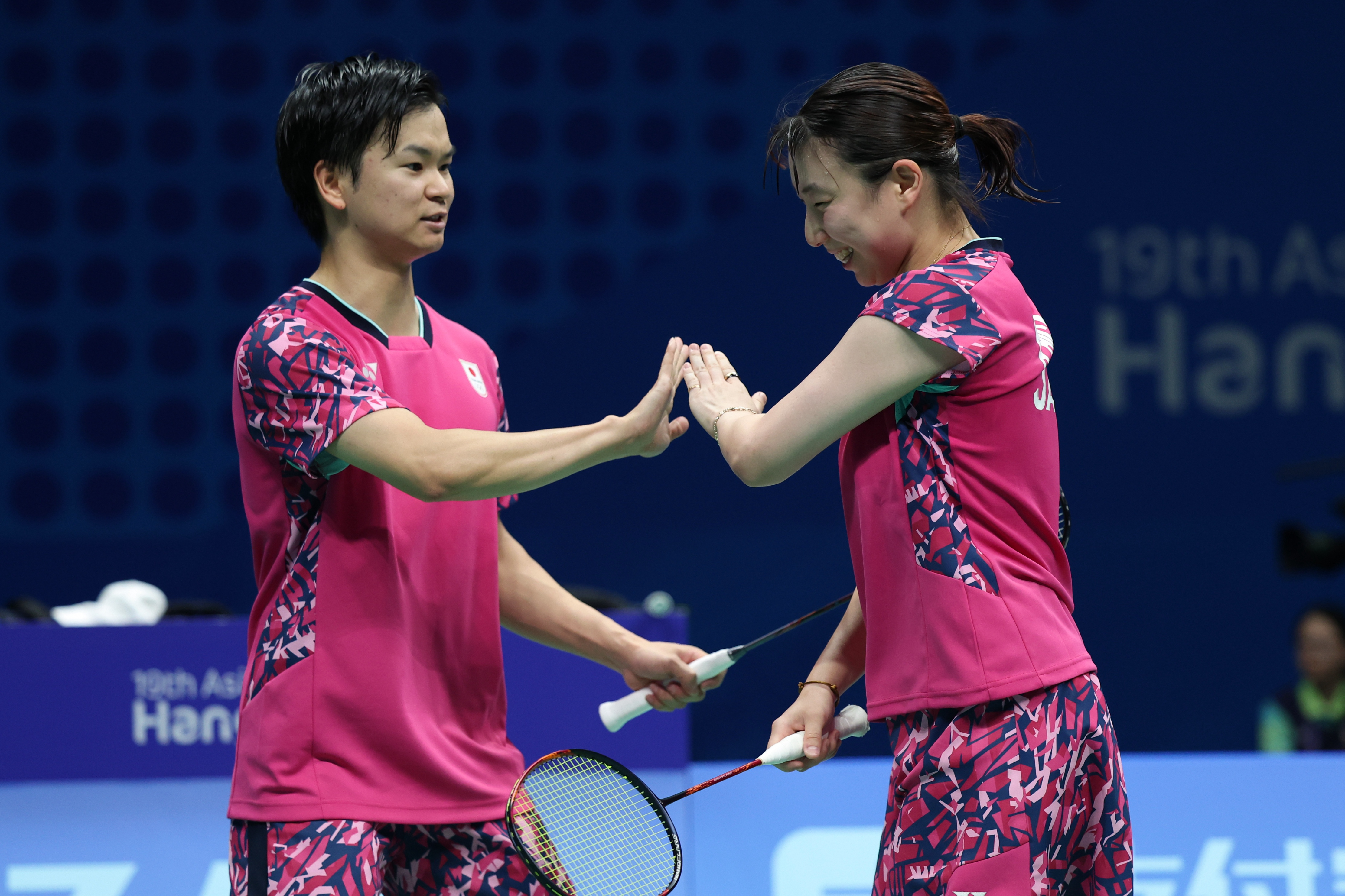 羽毛球——混合双打半决赛:中国组合冯彦哲/黄东萍无缘决赛