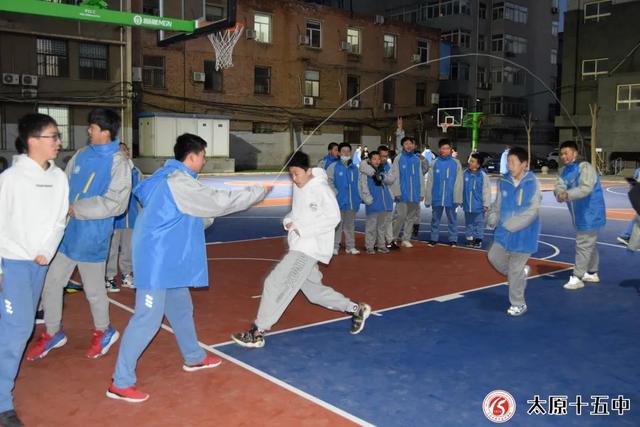 运动青春 强国有我!太原十五中2021年冬季体育节圆满结束