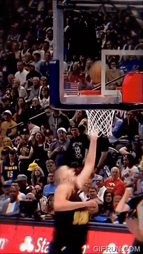 约基奇40分13助攻0失误面对戈贝尔_掘金vs森林狼约基奇常规赛MVP颁奖战_约基奇40+13爱德华兹低迷 掘金大胜森林狼3-2