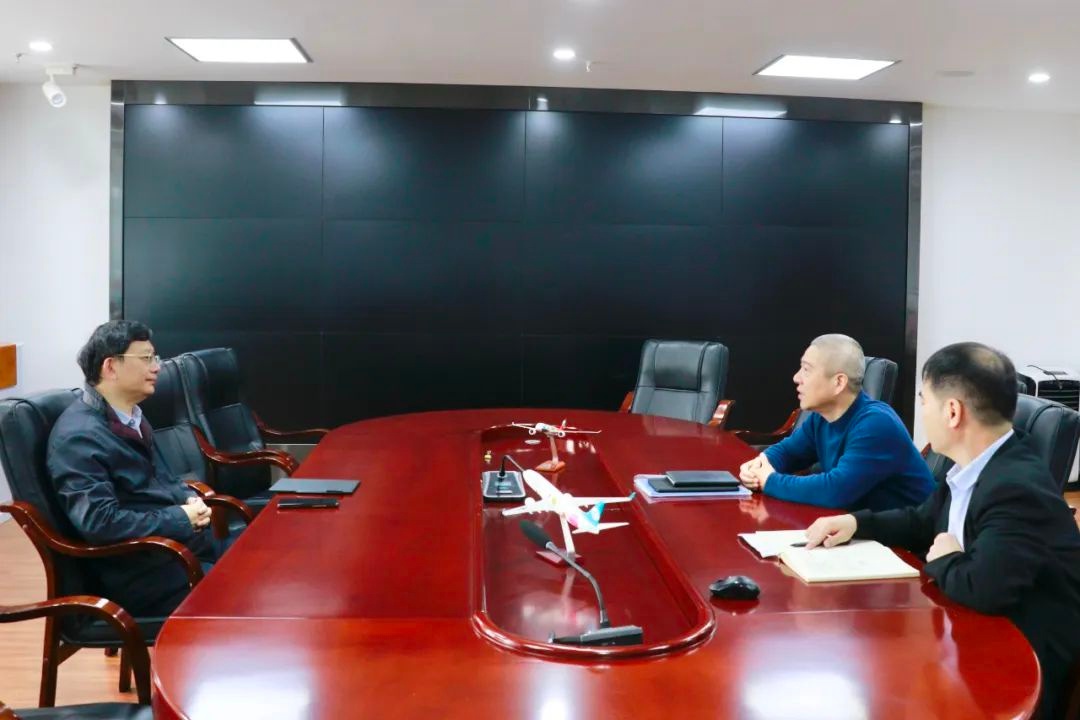 马雷会见贵阳市福建商会会长黄开枢