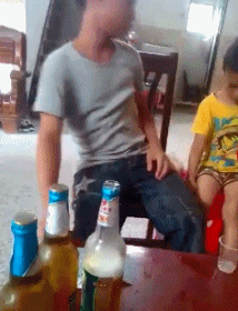 搞笑gif段子:待我长发及腰,少年娶我可好?