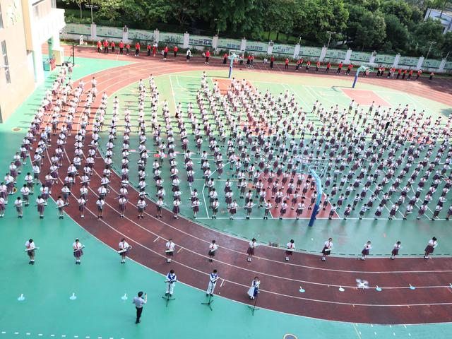 多彩艺术涵育童年!景鹏小学艺术节开幕式上演"千人合奏"