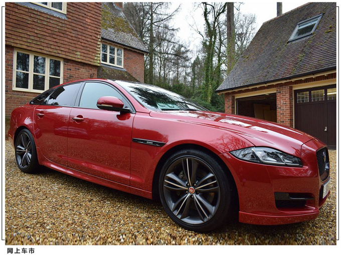 捷豹xj实拍曝光!搭3.0t v6引擎,尺寸媲美玛莎拉蒂总裁