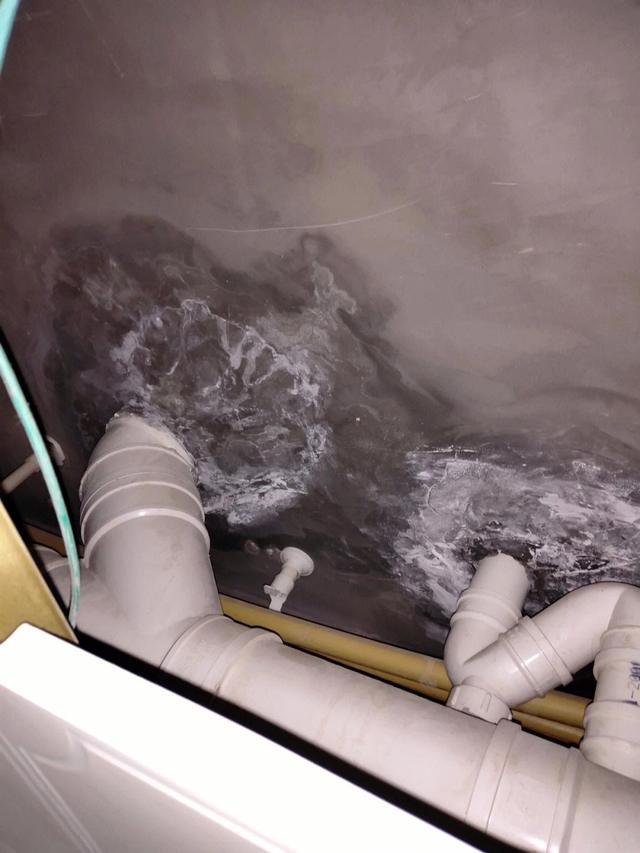 在德州,卫生间排水管漏水怎么办!