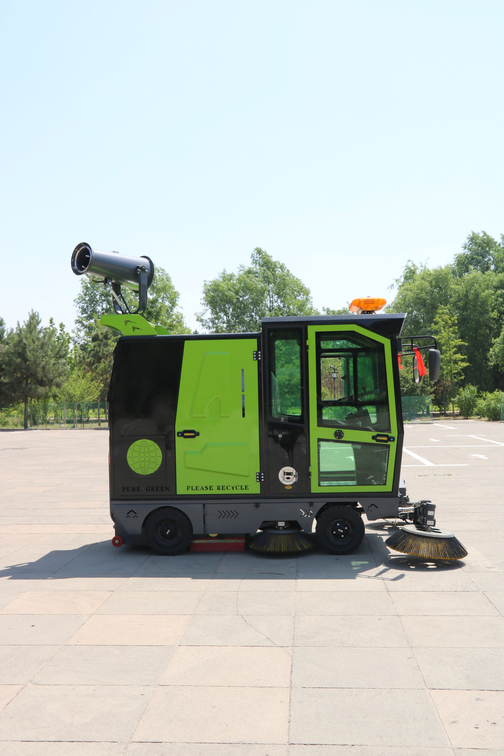 扫地车价格表介绍,带你了解新能源电动扫地车!