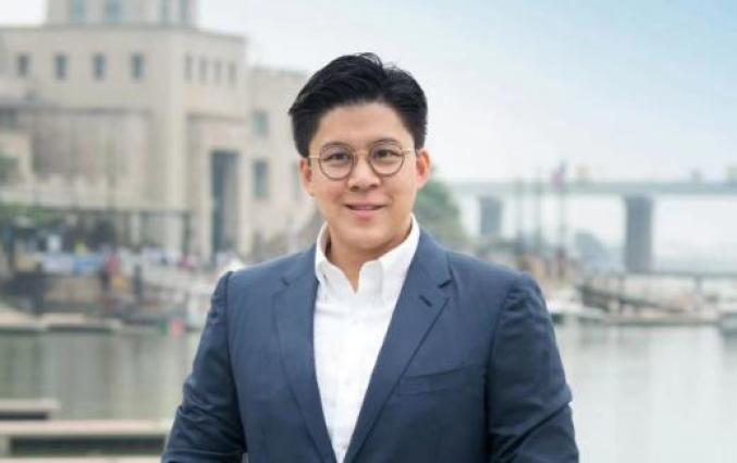 霍启刚深夜辟谣