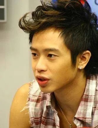 林宥嘉/王俊凯/泽旺多吉/陈仪朵分别荣获《华语音乐排行榜》2024年第