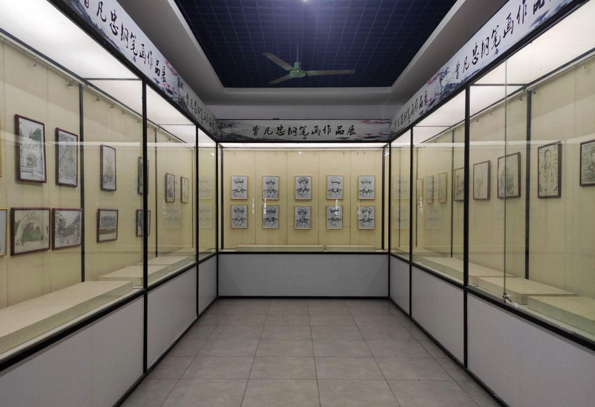 曾凡忠钢笔画作品展