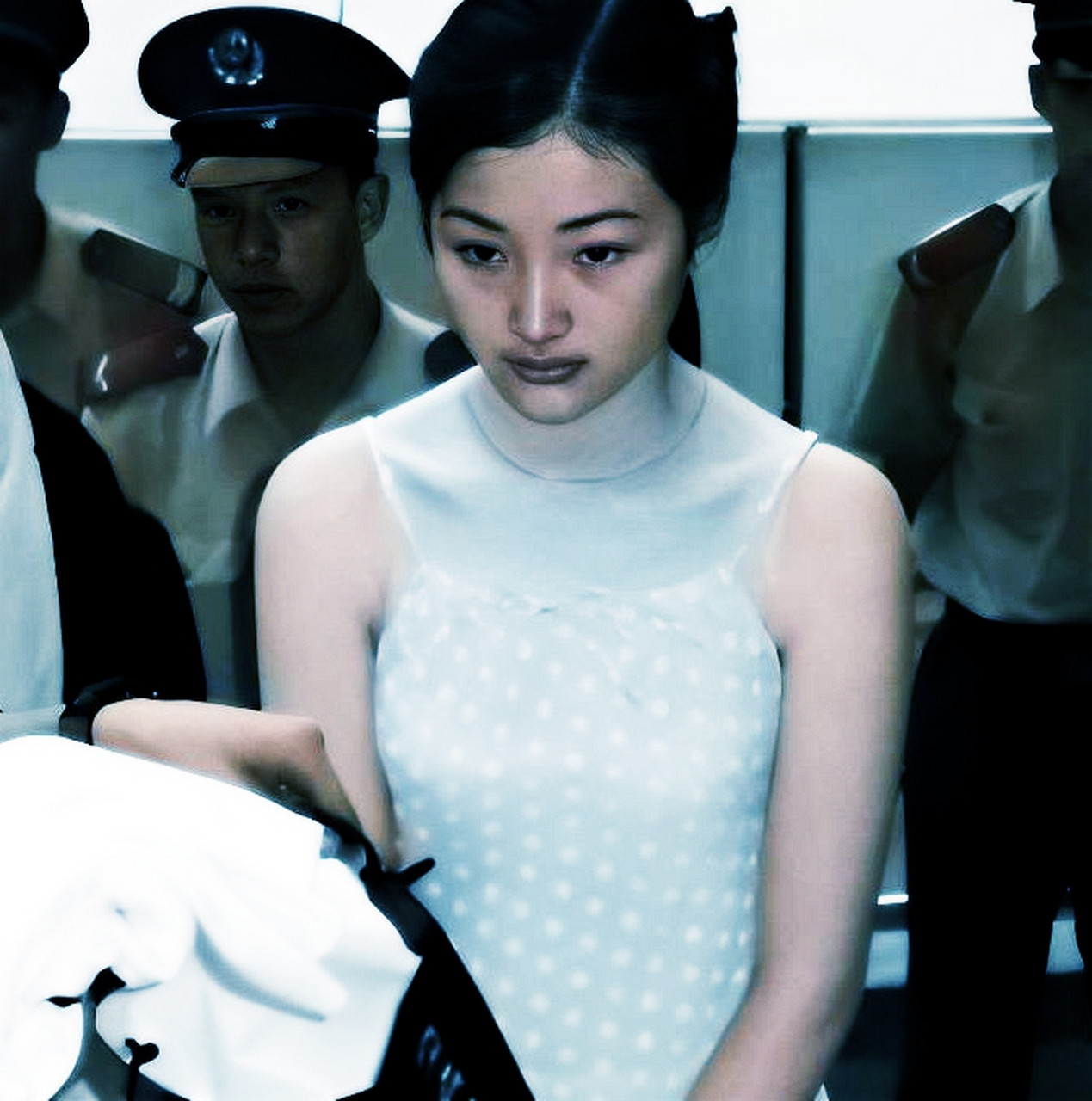 21岁的刘冬梅因误恋有夫之妇被判死刑.