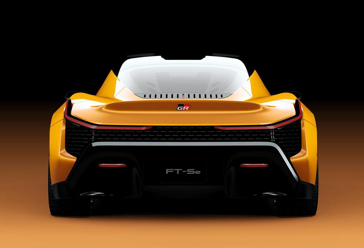 纯电版牛魔王?丰田全新双门轿跑发布,全新设计风格,外观很霸气