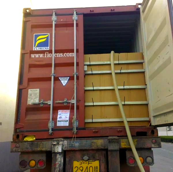 集装箱液袋:一种新型的液体运输方式