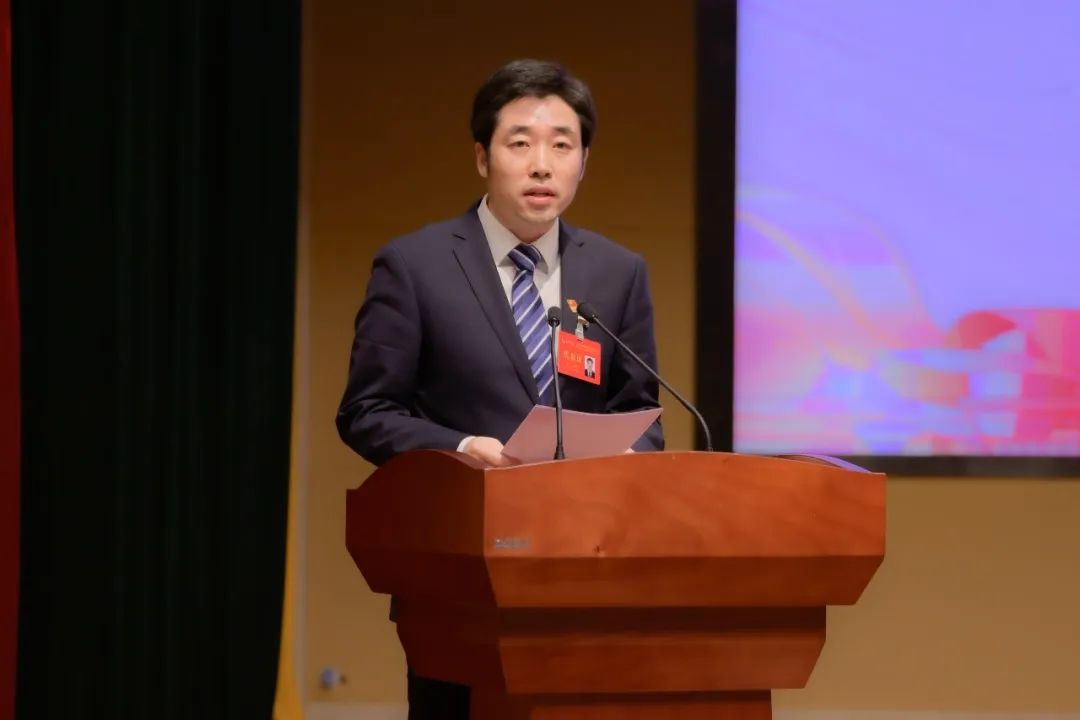 再造一个千亿城发 宜昌城发集团第一届职工代表大会第二次会议召开
