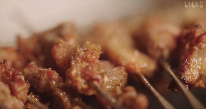 总导演解读"人生一串":有美食,也有故事