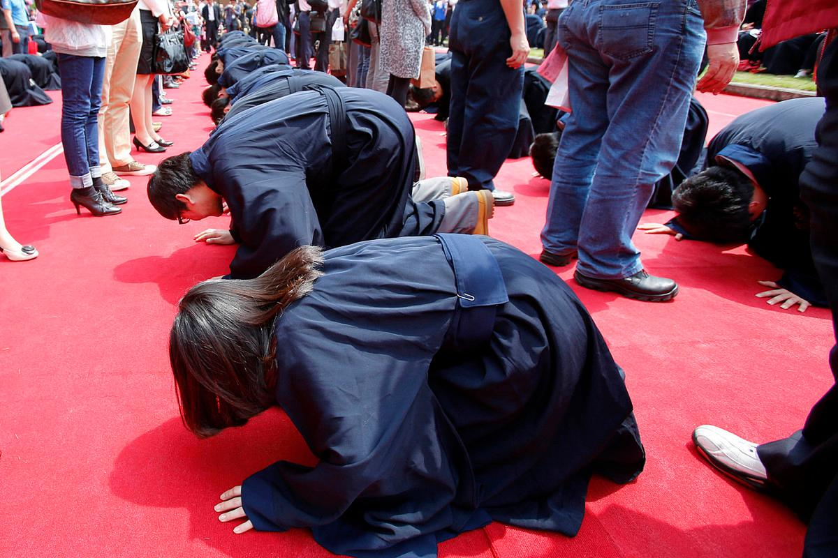 北斗破军星君:属马人的守护与主宰