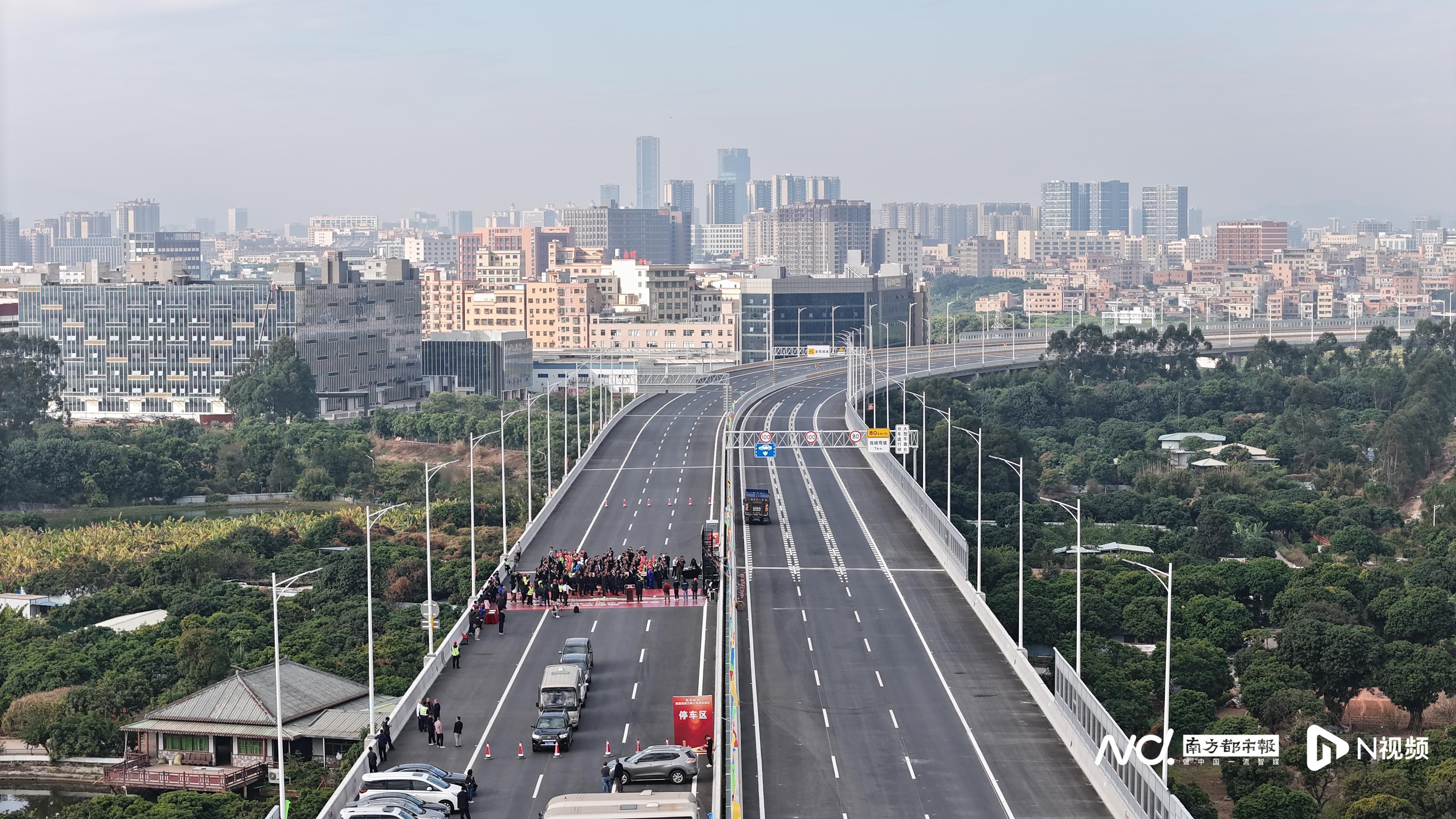 番莞高速公路图片