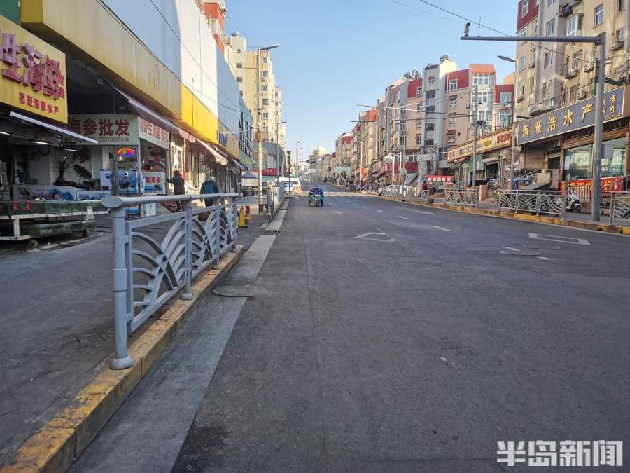 青岛:南山市场大"变身" 干净整洁引居民点赞