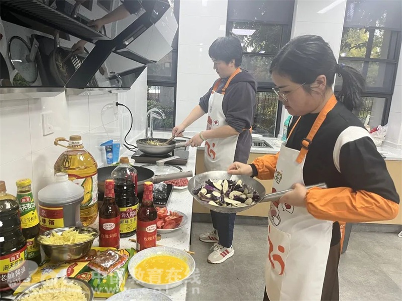 学正中学食育厨房开张啦