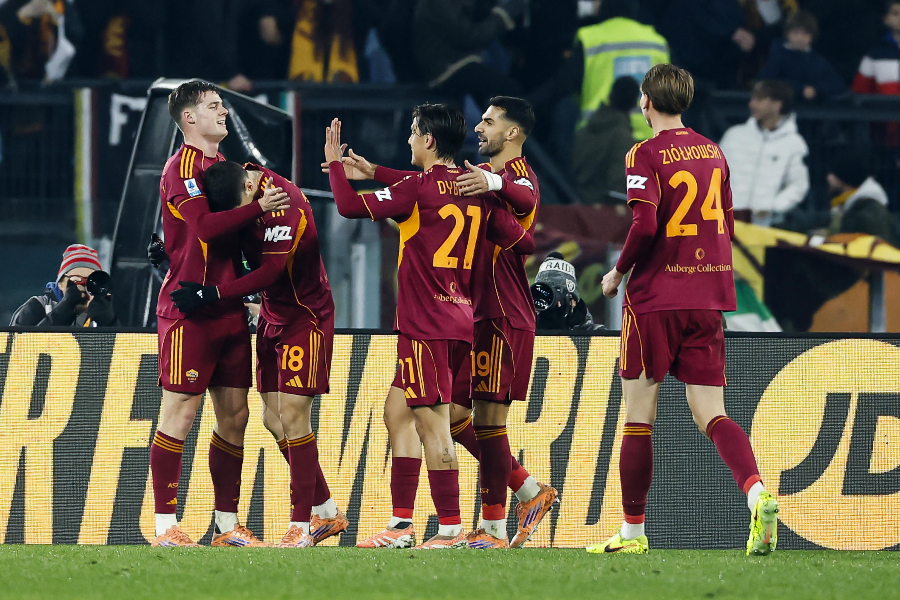 关于罗马内部沟通备战德国杯赛前瓦伦西亚复出首秀之后,Uzi与80激战巴黎圣日耳曼分钟的信息 关于罗马内部沟通备战德国杯赛前瓦伦西亚复出首秀之后,Uzi与80激战巴黎圣日耳曼分钟的信息