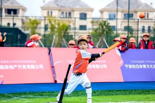 镇海蛟川双语小学被授予"全国软式棒垒球实验学校"称号