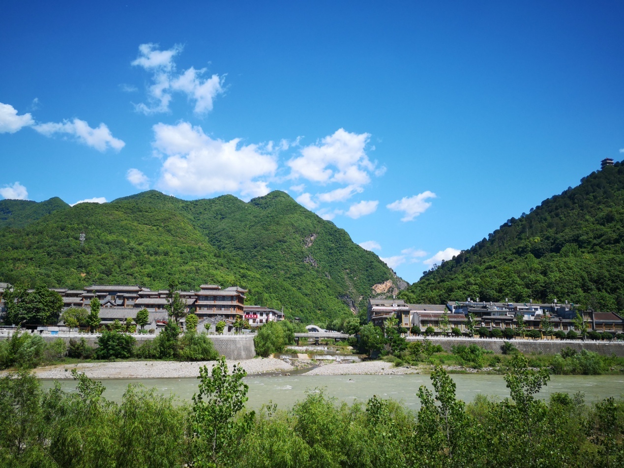 陕西汉中西乡县堰口镇大力整治全域环境卫生迎新春