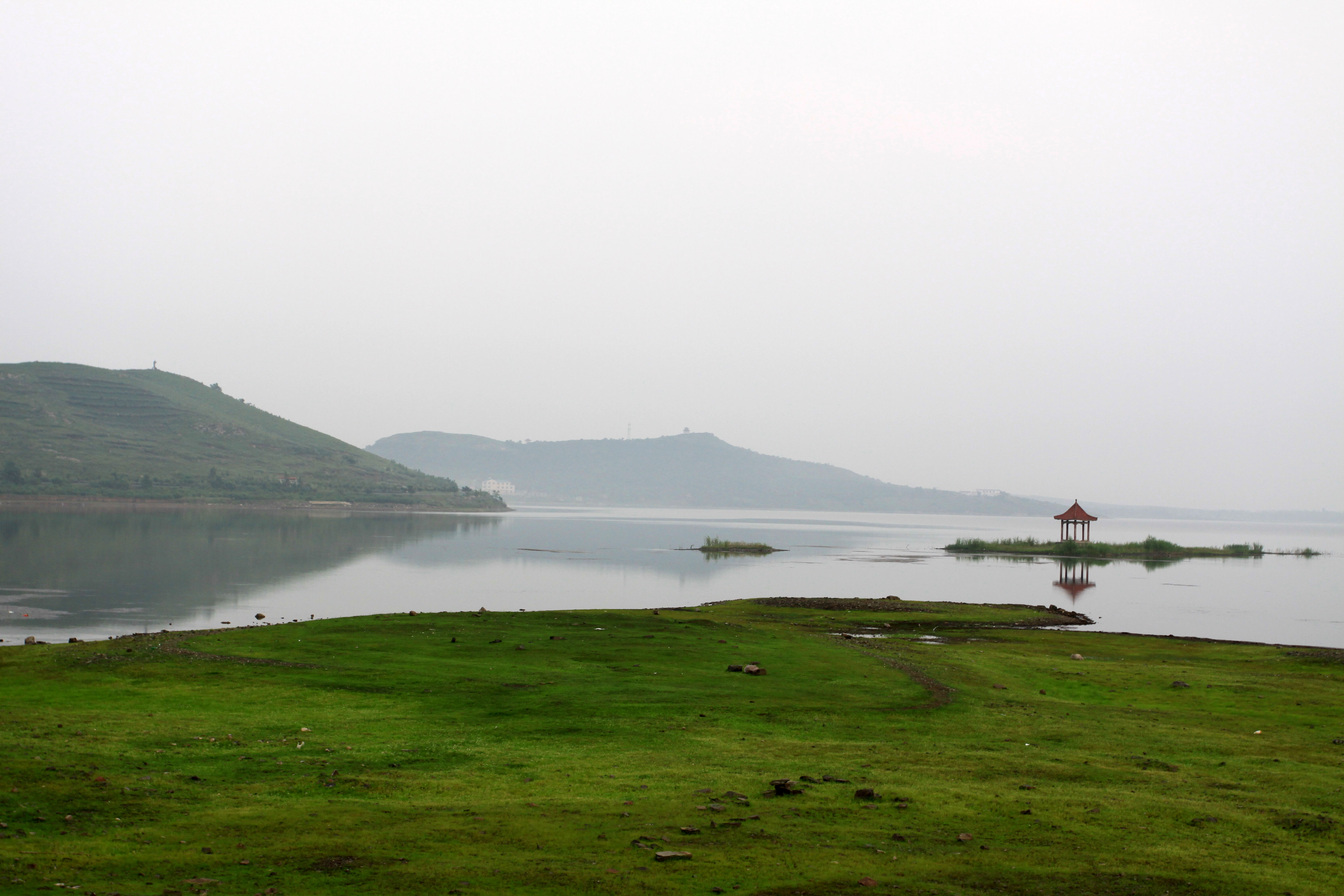 2010年的黑山龙湾水库