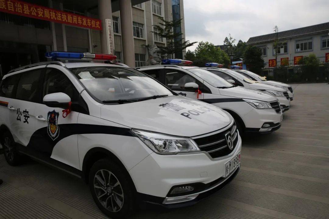 轿车警车最多的车型