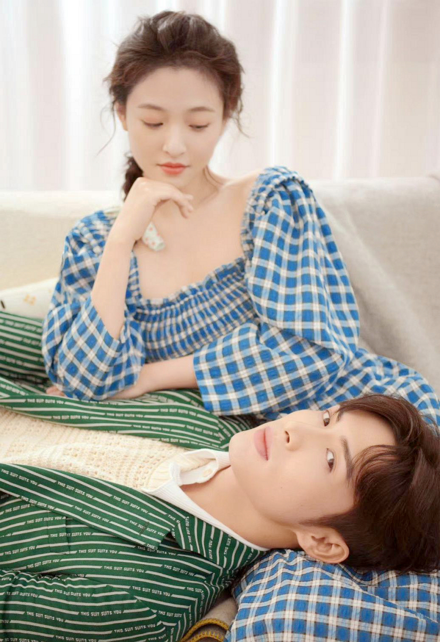 1,吴倩是被收买海军的人收买的.无非是为了爱而嘲笑他.