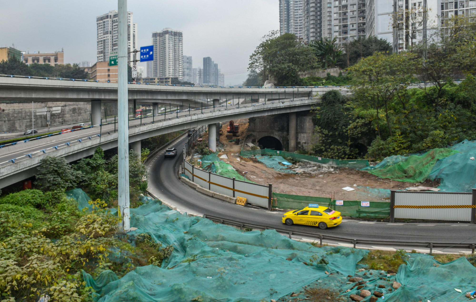 图片新闻|内环快速路沙坪坝段拓宽改造工程完成近一半