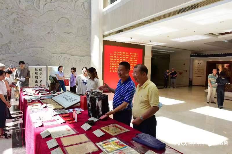 广东省档案馆举办南路红色档案史料捐赠仪式