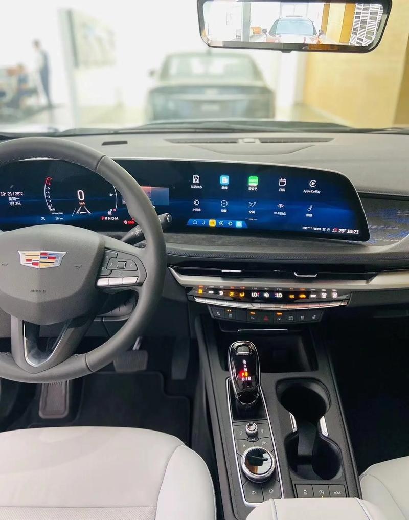 凯迪拉克xt4座椅加热怎么使用