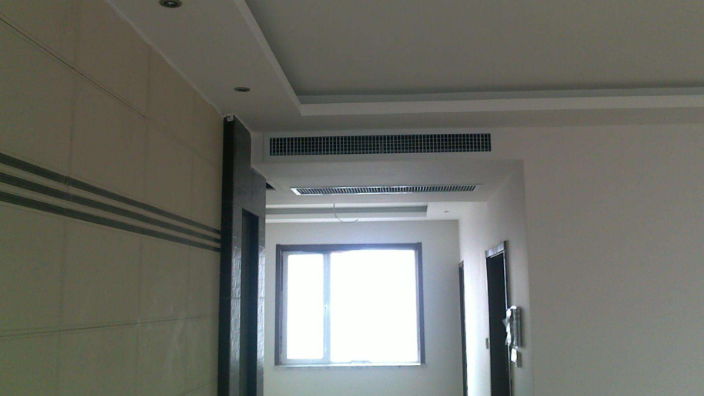 小房间中央空调吊顶图片