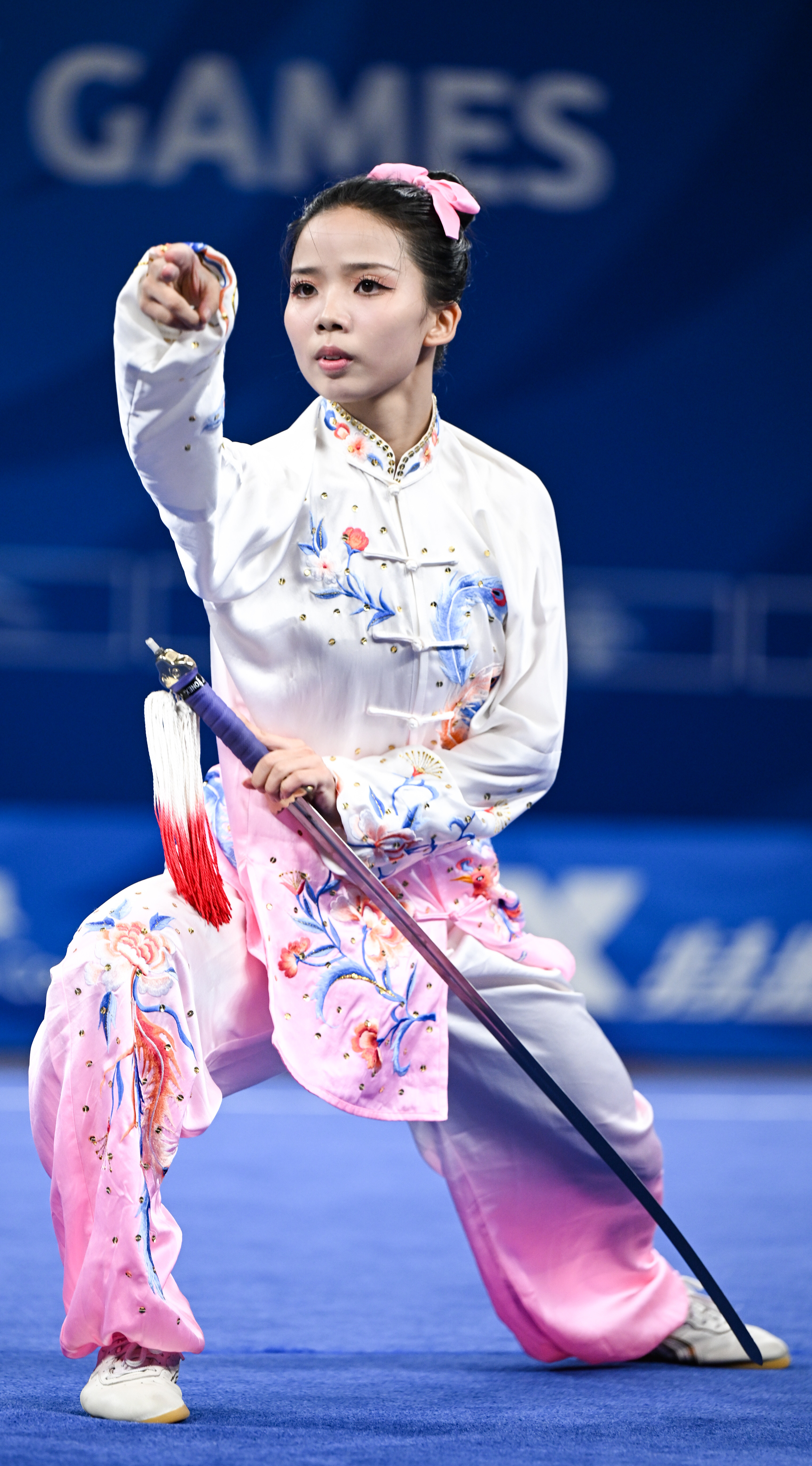 武术——女子太极剑:陈小丽夺冠