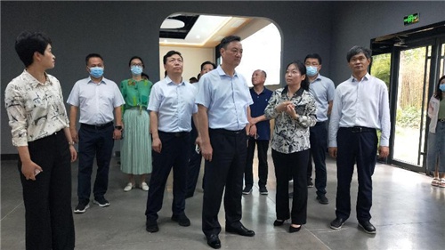 市政府副市长钱忠宝 调研沿黄乡村振兴示范带建设