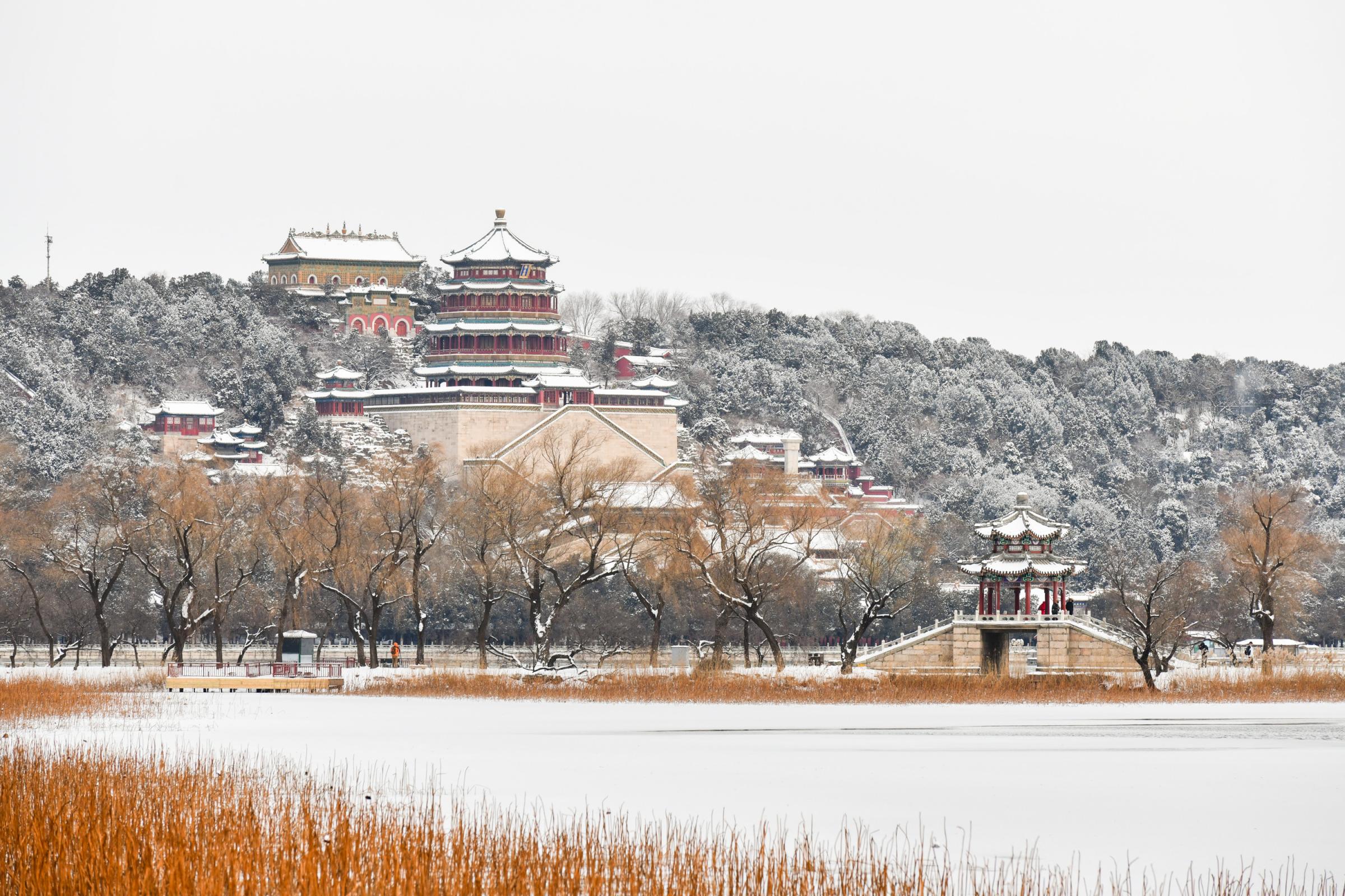 颐和园雪景图图片