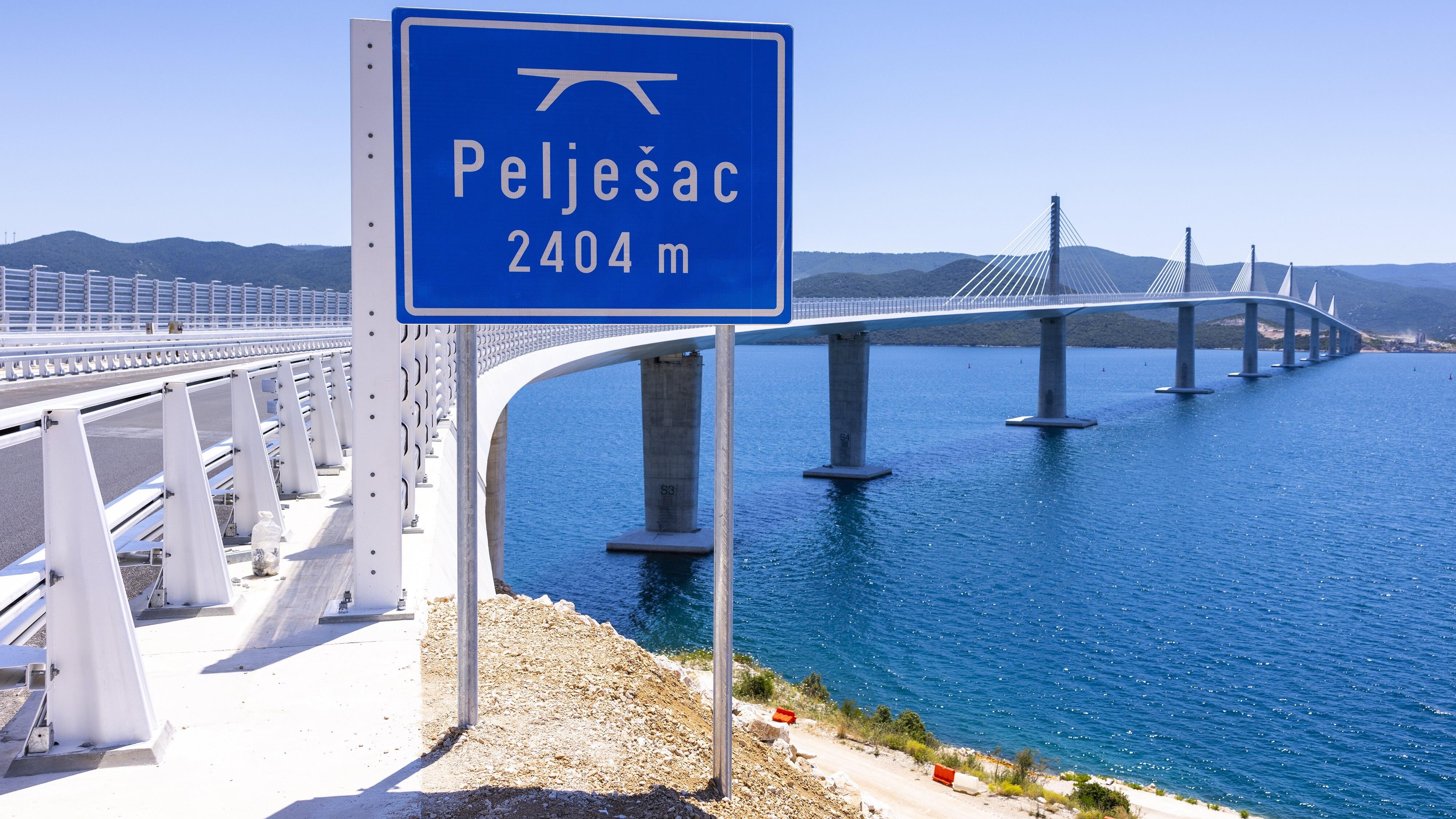 全球连线|中企承建的克罗地亚佩列沙茨大桥举行通车仪式