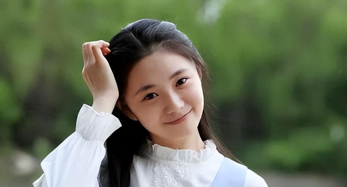 张艺谋新晋"谋女郎"00后美貌演技双绝