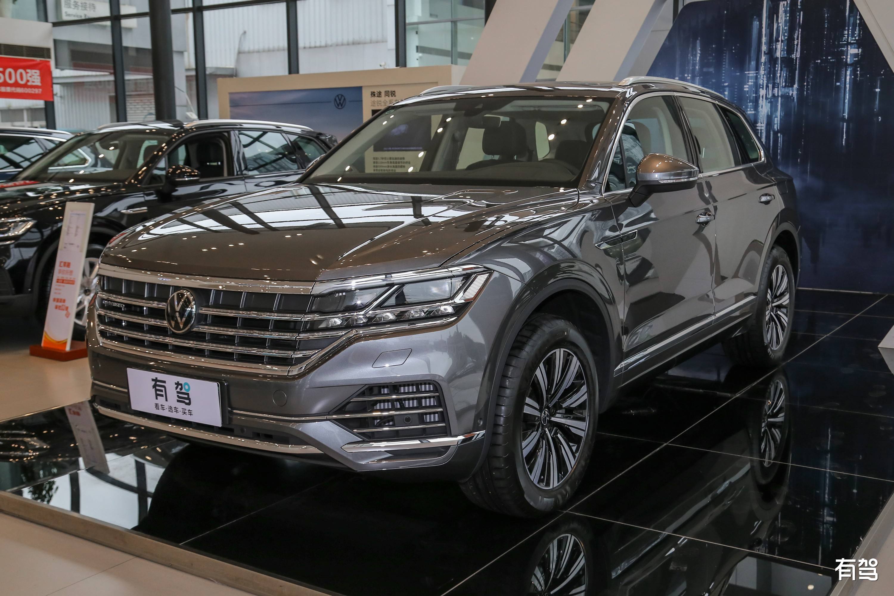 新车|2022款大众途锐ehybrid上市,配置调整指导价67.98万元