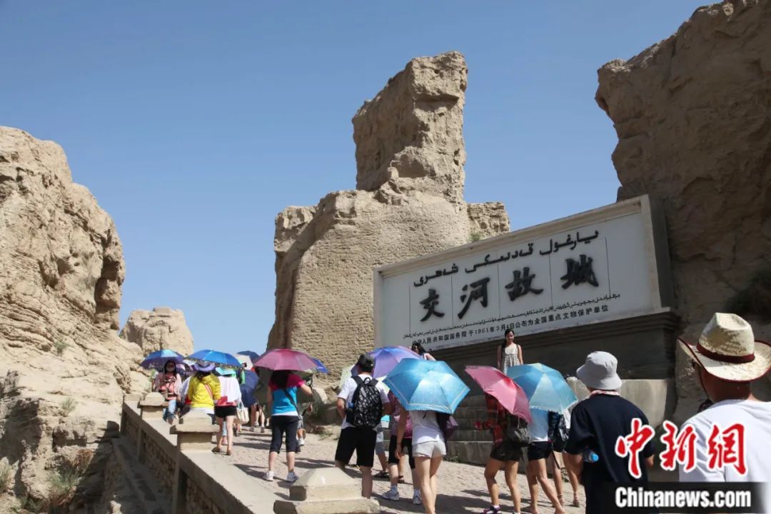 东西问|陈爱峰:"一叶扁舟"交河故城何以在千年岁月中"摆渡"东西文化?