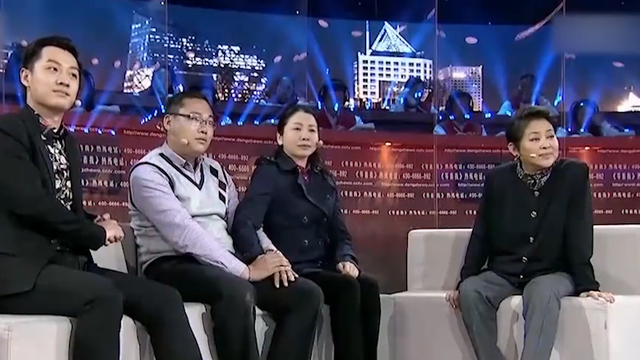 高二女学生易彩虹,帮助10岁陌生弟弟四个月,男子为报恩苦寻26年